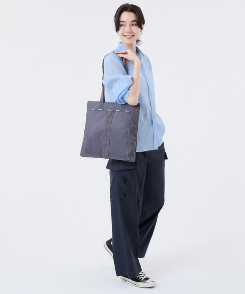 LeSportsac(レスポートサック)の「10TH ESSENTIAL MAGAZINE TOTE シャドウグレーC(トートバッグ・レディース・グレー・FREE)」の12枚目の写真