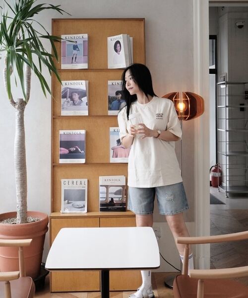 URBANAGE（アーバンエイジ）の「PEACH MODE オーバー半袖クリーム（Tシャツ/カットソー・メンズ・その他・MEDIUM/LARGE）」の4枚目の写真