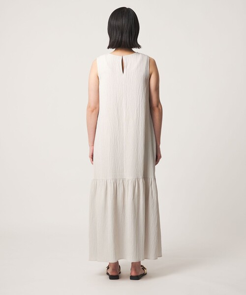 A DAY IN THE LIFE UNITED ARROWS（アデイインザライフユナイテッドアローズ）の「ヨウリュウ ティアードワンピース ‐ウォッシャブル‐＜A DAY IN THE LIFE＞（ワンピース・レディース・コバルトブルー/ブラック/オフホワイト・FREE）」の6枚目の写真