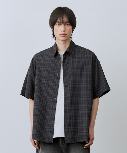 LEIRE（ルアール）の「リンクルシアサーカーチェック半袖シャツ[チャコール]（シャツ/ブラウス・メンズ・その他・MEDIUM/LARGE/X-LARGE）」の4枚目の写真