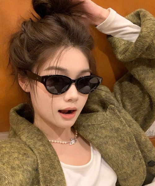 HALEY PESCA(ヘーリーペスカ)の「HALEY PESCA/【トレンド】キャットアイサングラス(サングラス・レディース・ブラック・FREE)」の5枚目の写真