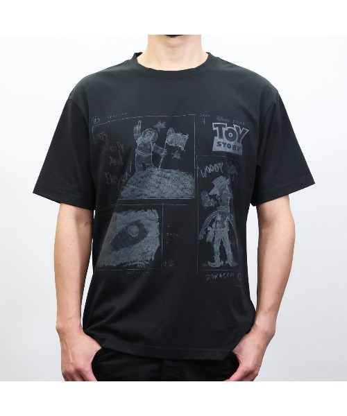 Disney(ディズニー)の「ディズニー トイストーリー アンディのイラストTシャツ(Tシャツ/カットソー・メンズ・ホワイト/ブラック・XL/S/M/L)」の7枚目の写真