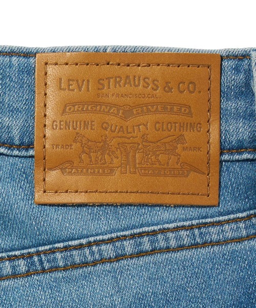 Levi's（リーバイス）の「Levi's/リーバイス 721 ハイライズ スキニー ジーンズ ミディアムインディゴ（デニムパンツ・レディース・ライトインディゴブルー・23inch/24inch/25inch/28inch）」の13枚目の写真