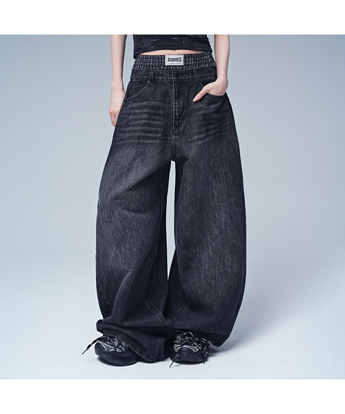 AVANDRESS(アバンドレス )の「88インチワイドデニムセギパンツ_3COL(デニムパンツ・レディース・ブラック/インディゴブルー/ブルー・LARGE/X-LARGE)」の1枚目の写真