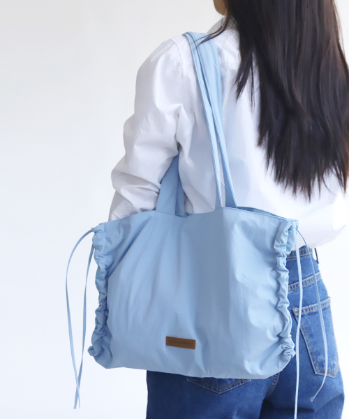 SOCHARMING(ソーチャーミング)の「Russling Eco Bag - Sky Blue(エコバッグ/サブバッグ・レディース・その他・FREE)」の5枚目の写真