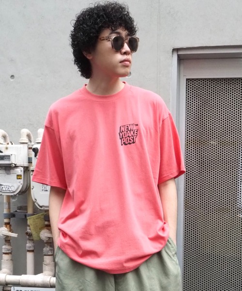 Beyond Basics(ビヨンド ベーシックス)の「NEW YOAKE POST - 夜明け(Tシャツ/カットソー・メンズ・ピンク/ブラック/イエロー・SMALL/X-LARGE/LARGE/MEDIUM)」の3枚目の写真