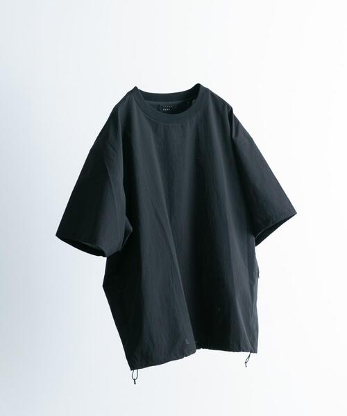 EKAL(エカル)の「『吸水速乾/通気性/軽量』DOT AIR SHORT-SLEEVE PULLOVER(シャツ/ブラウス・メンズ・ブラック/ネイビー/グレー・MEDIUM/LARGE)」の4枚目の写真