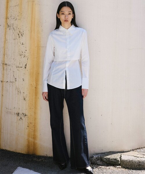UNFORM(アンフォーム)の「【2026AW Debut】【UNFORM】レイヤードセットシャツ(シャツ/ブラウス・レディース・ネイビー/ホワイト・FREE)」の9枚目の写真