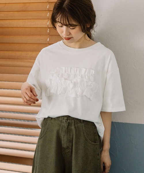 POU DOU DOU(プードゥドゥ)の「ウェーブフリルデザインTee(Tシャツ/カットソー・レディース・オフホワイト/ブルー/ダークグレー・3)」の10枚目の写真