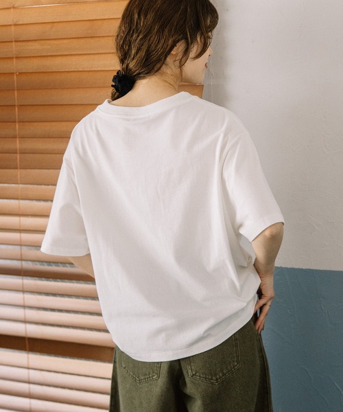 POU DOU DOU(プードゥドゥ)の「ウェーブフリルデザインTee(Tシャツ/カットソー・レディース・オフホワイト/ブルー/ダークグレー・3)」の12枚目の写真