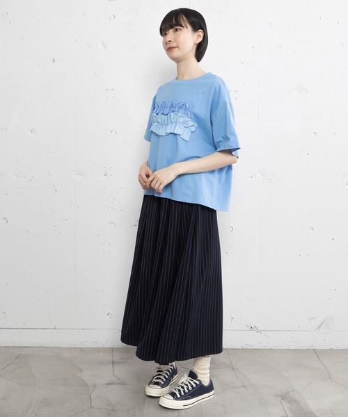 POU DOU DOU(プードゥドゥ)の「ウェーブフリルデザインTee(Tシャツ/カットソー・レディース・オフホワイト/ブルー/ダークグレー・3)」の17枚目の写真