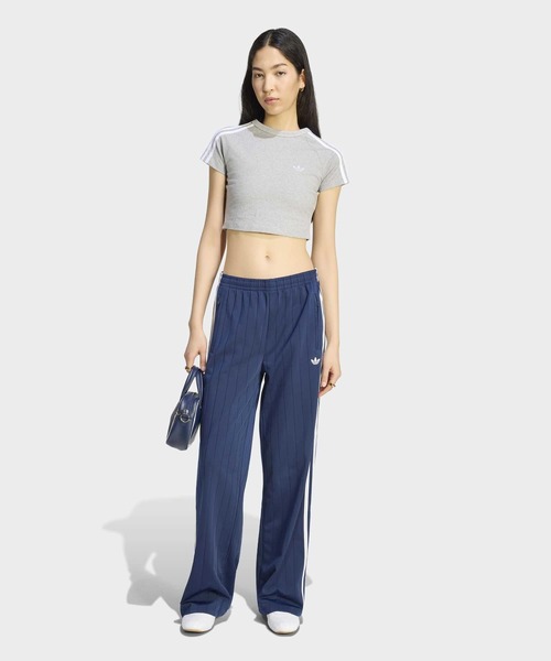 adidas(アディダス)の「SSTベビーティー / クロップド丈 / アディダスオリジナルス adidas Originals(Tシャツ/カットソー・レディース・グレー・SMALL/X-LARGE/X-SMALL/XX-LARGE/LARGE/MEDIUM)」の5枚目の写真