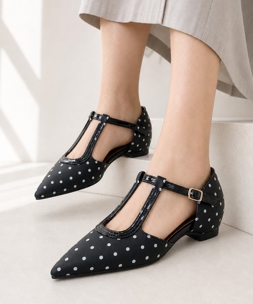 shoes365(シューズスリーシックスファイヴ)の「SHOES 365 ドット柄セパレートアンクルストラップローヒールパンプス (SS)(パンプス・レディース・ホワイト/ブラック・24.0cm/24.5cm/23.5cm/23.0cm)」の5枚目の写真