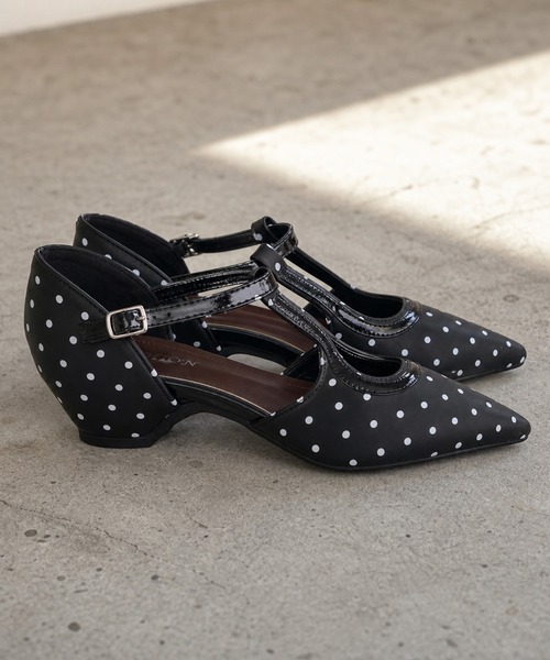 shoes365(シューズスリーシックスファイヴ)の「SHOES 365 ドット柄セパレートアンクルストラップローヒールパンプス (SS)(パンプス・レディース・ホワイト/ブラック・24.0cm/24.5cm/23.5cm/23.0cm)」の17枚目の写真