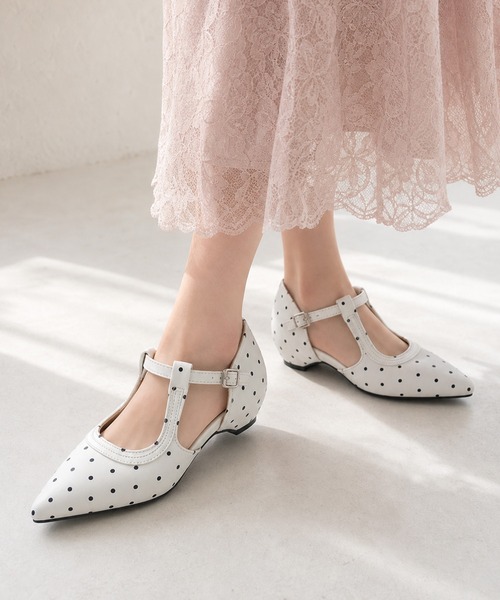 shoes365(シューズスリーシックスファイヴ)の「SHOES 365 ドット柄セパレートアンクルストラップローヒールパンプス (SS)(パンプス・レディース・ホワイト/ブラック・24.0cm/24.5cm/23.5cm/23.0cm)」の9枚目の写真