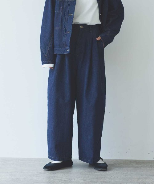 yuni(ユニ )の「10oz denim pin tuck pants(デニムパンツ・レディース・ネイビー/サックスブルー・M/S)」の18枚目の写真