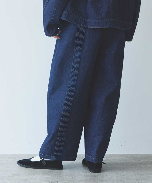 yuni(ユニ )の「10oz denim pin tuck pants(デニムパンツ・レディース・ネイビー/サックスブルー・M/S)」の22枚目の写真