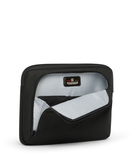 TUMI(トゥミ)の「TUMI ALPHA(アルファ) ミディアム・13インチ・ラップトップ・スリーブ(A4/PC13インチまで対応)(PC・タブレットケース・メンズ・ブラック・FREE)」の2枚目の写真