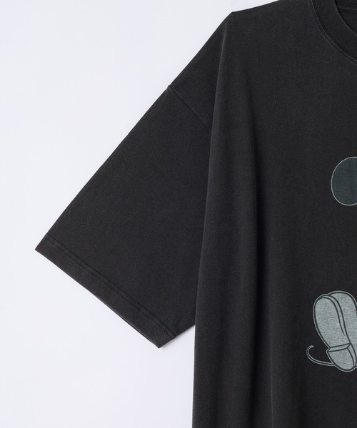 SLICK（スリック）の「【SLICK/スリック】MICKEY MOUSE Printed T-shirt / ミッキーマウス プリントTシャツ / パウダー加工 / オーバーサイズ / ヴィンテージライク（Tシャツ/カットソー・メンズ・ホワイト/ブラック・2/1/3）」の4枚目の写真
