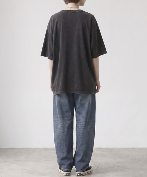 SLICK（スリック）の「【SLICK/スリック】MICKEY MOUSE Printed T-shirt / ミッキーマウス プリントTシャツ / パウダー加工 / オーバーサイズ / ヴィンテージライク（Tシャツ/カットソー・メンズ・ホワイト/ブラック・2/1/3）」の7枚目の写真