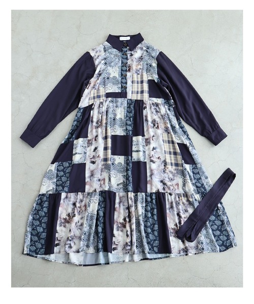 cawaii(カワイイ)の「(紺)柄集めパッチワーク風ロングワンピース(ベルト付き)(ワンピース・レディース・ネイビー・FREE)」の9枚目の写真