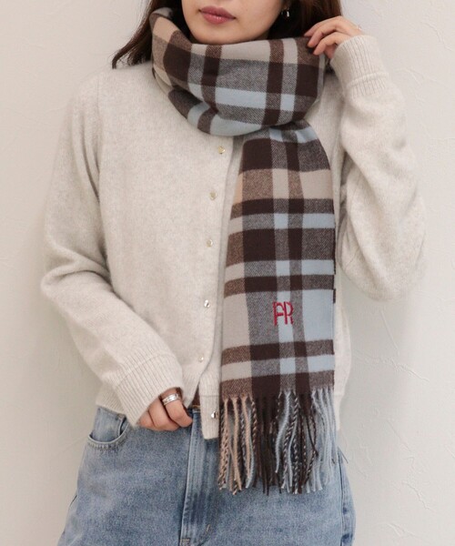 fredy emue(フレディエミュ)の「カシミヤタッチチェックストール(ストール/ショール・レディース・ホワイト系その他/グレー系その他/ブルー系その他・FREE)」の11枚目の写真