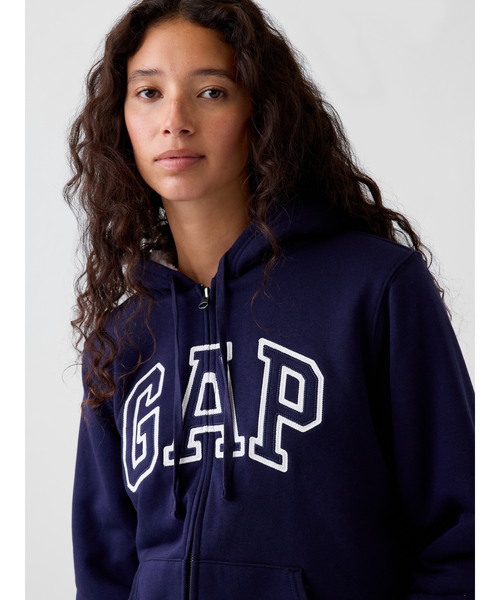 GAP(ギャップ)の「リラックスフィット GAPロゴ 裏ボア ジップアップパーカー(スウェット・レディース・ブラック/ストーン・XL/M)」の11枚目の写真