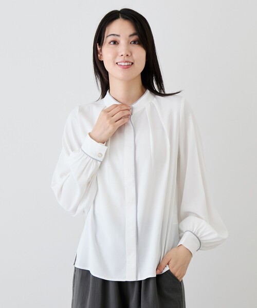 Jayro(ジャイロ)の「パイピングスタンドカラーブラウス(シャツ/ブラウス・レディース・ブルー系その他2/ブルー系その他4/ホワイト系その他2/オフホワイト/ピンク系その他2・M)」の6枚目の写真