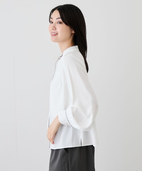 Jayro(ジャイロ)の「パイピングスタンドカラーブラウス(シャツ/ブラウス・レディース・ブルー系その他2/ブルー系その他4/ホワイト系その他2/オフホワイト/ピンク系その他2・M)」の7枚目の写真