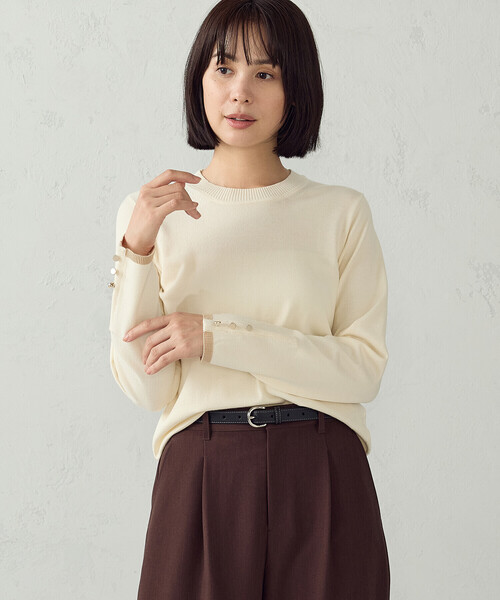 COMME CA ISM(コムサイズム)の「マシンウォッシャブル ボタンスリーブニット(ニット/セーター・レディース・ネイビー/グリーン/チャコール/ホワイト・M/L)」の6枚目の写真