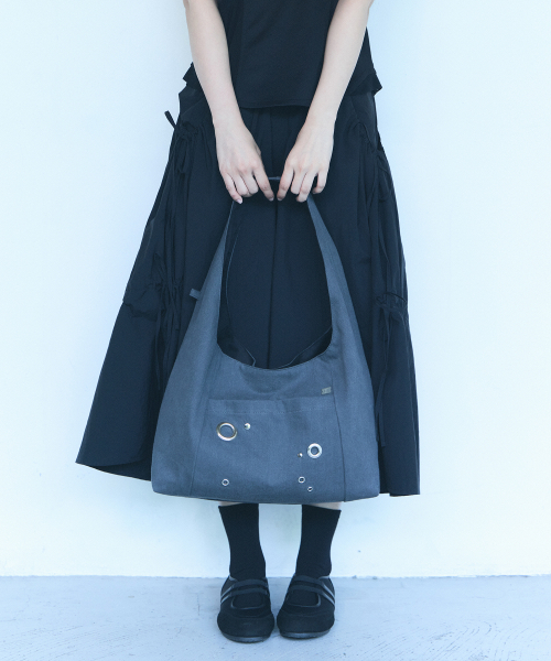OART（オアート）の「Eyelet Hobo Bag [GRAY]（ショルダーバッグ・レディース・その他・FREE）」の6枚目の写真