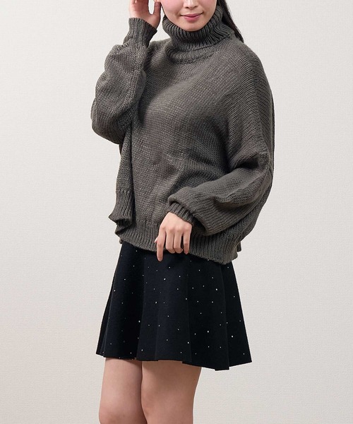 Nohea(ノヘア)の「ラインストーン使い ニットミニフレアーSK(スカート・レディース・オフホワイト/ブラック/グレー・M)」の19枚目の写真