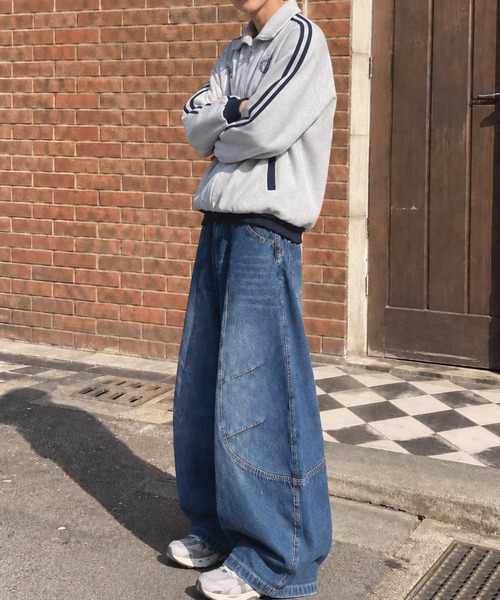 HOOK（フック）の「HOOK 立体カーブ 切り替え バルーンシルエット ワイドデニムパンツ（デニムパンツ・メンズ・ブルー・L/M/S）」の9枚目の写真