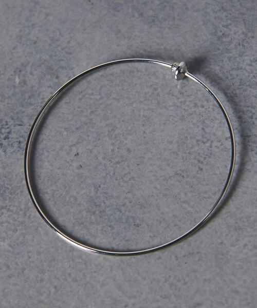 UNITED ARROWS(ユナイテッドアローズ)の「UBMF ラージ フープ イヤリング(イヤリング・レディース・ゴールド/シルバー/ライトピンク・フリー)」の12枚目の写真