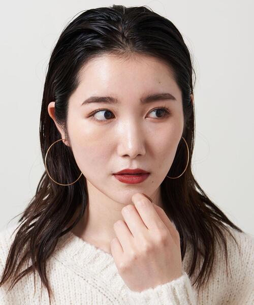 UNITED ARROWS(ユナイテッドアローズ)の「UBMF ラージ フープ イヤリング(イヤリング・レディース・ゴールド/シルバー/ライトピンク・フリー)」の14枚目の写真