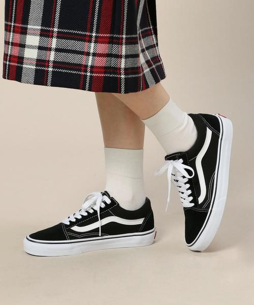 VANS（バンズ）の「＜VANS（バンズ）＞OLD SKOOL スニーカー（スニーカー・レディース・ブラック・6h/6/5h/5/4h）」の3枚目の写真