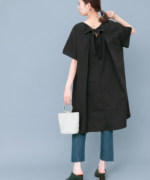 KBF（ケイビーエフ）の「KBF backリボンワンピース（ワンピース・レディース・ライトグレー/ピンク/オフホワイト/ブラック・ONE）」の3枚目の写真