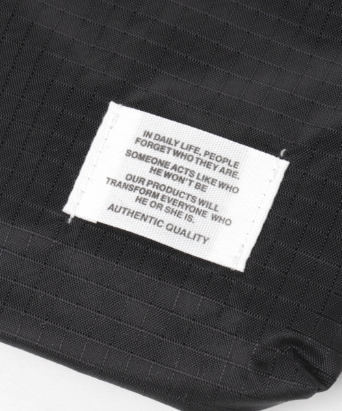 RAGEBLUE（レイジブルー）の「＜2WAY仕様＞リバーシブルサコッシュ/758708（ショルダーバッグ・メンズ・ダークグレー/ブラック/ライトブルー・FREE）」の9枚目の写真