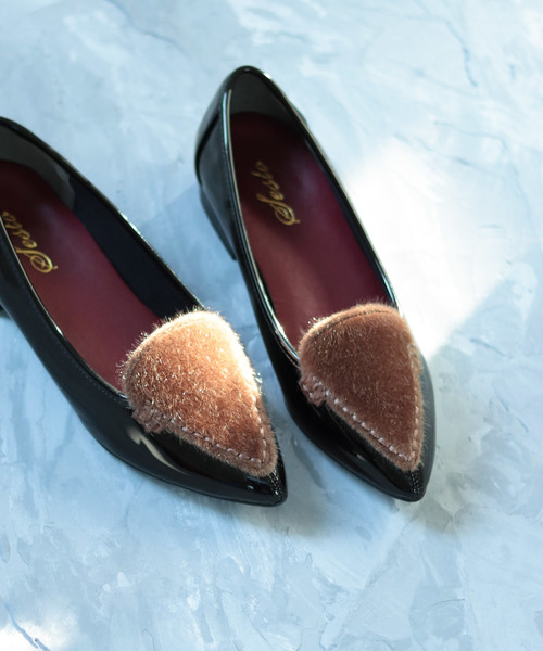 SESTO（セスト）の「ハラコ×パテントコンビのローヒールポインテッドトゥパンプス（パンプス・レディース・ボルドー/グレー/ダークブラウン/グリーン/ピンク/レオパード・25.5/22/23/23.5/24/24.5/22.5/24.5cm/24.0cm/23.0cm/23.5cm/22.0cm/22.5cm/25.5cm）」の3枚目の写真