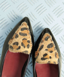 SESTO | 屈曲するアウトソールとふわふわクッションインソールのハラコ×パテントコンビのローヒールポインテッドトゥパンプス(パンプス)