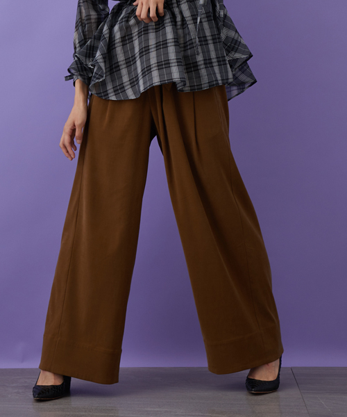 STUDIOUS(ステュディオス)の「フィブリルストレッチハイウエストタックパンツ(その他パンツ・レディース・マルチ/ブラウン/ブラック・0/1)」の3枚目の写真