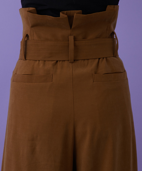 STUDIOUS(ステュディオス)の「フィブリルストレッチハイウエストタックパンツ(その他パンツ・レディース・マルチ/ブラウン/ブラック・0/1)」の9枚目の写真