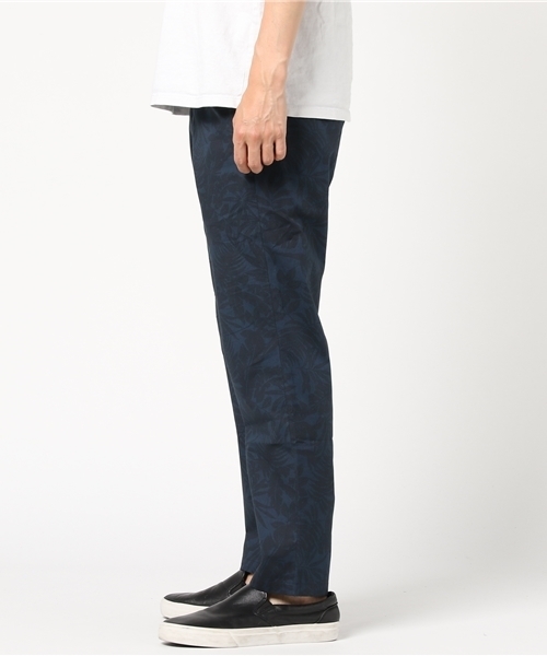 LOVELESS(ラブレス)の「【LOVELESS】MENS ボタニカルリラクシングパンツ(その他パンツ・メンズ・ネイビー・73/76/79)」の2枚目の写真