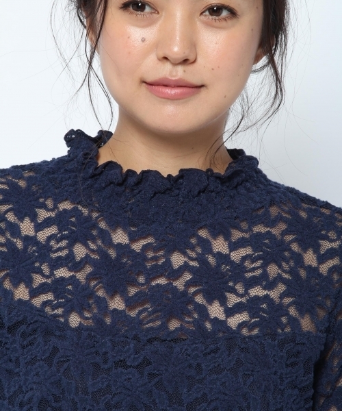 laboratory work（ラボラトリーワーク）の「起毛レースハイネックプルオーバー（Tシャツ/カットソー・レディース・ブラック/ベージュ/ブルー系その他・MEDIUM）」の12枚目の写真