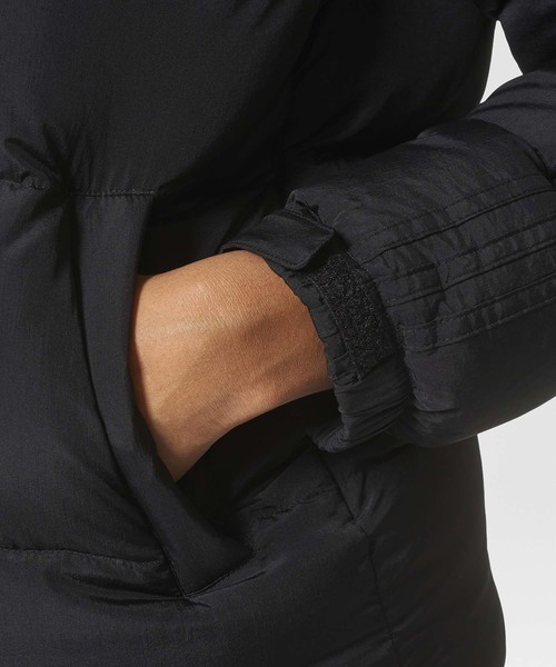 adidas（アディダス）の「オリジナルス ジャケット [SST DOWN JACKET]（ダウンジャケット/コート・レディース・ホワイト/ネイビー/ピンク/ブラック・LARGE/MEDIUM/SMALL/XX-LARGE/X-SMALL/XXX-LARGE）」の8枚目の写真