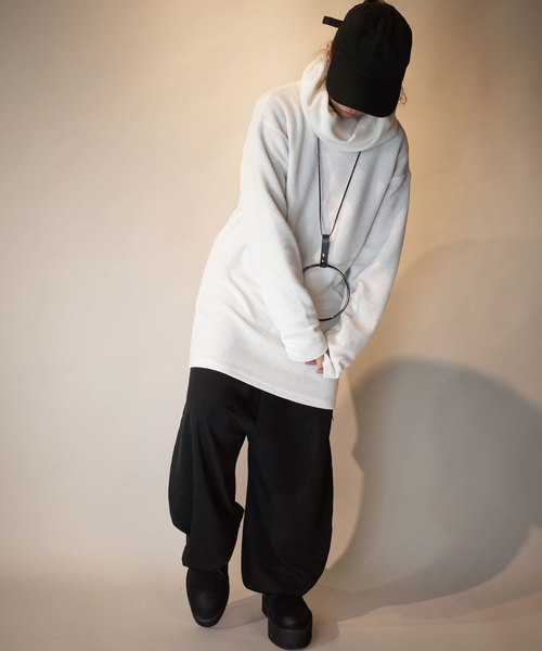 rovtski(ロフトスキー)の「rovtski 【ビッグシルエット】ロングタートルネックカットソー/8C17092301(Tシャツ/カットソー・メンズ・ホワイト/ブラック/アイボリー/ダークグリーン/ワインレッド・FREE)」の6枚目の写真