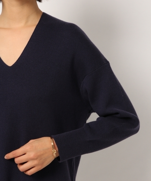 GLOBAL WORK（グローバルワーク）の「Vネックルーズニットワンピース/780393（ワンピース・レディース・ライトグレー/ネイビー/オフホワイト/レッド/イエロー・FREE）」の9枚目の写真