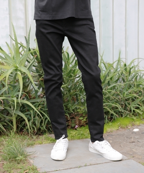 niko and...（ニコアンド）の「5ポケットスキニーデニムパンツ（デニムパンツ・メンズ・ブラック/ネイビー/ブルー・SMALL/MEDIUM/LARGE）」の2枚目の写真