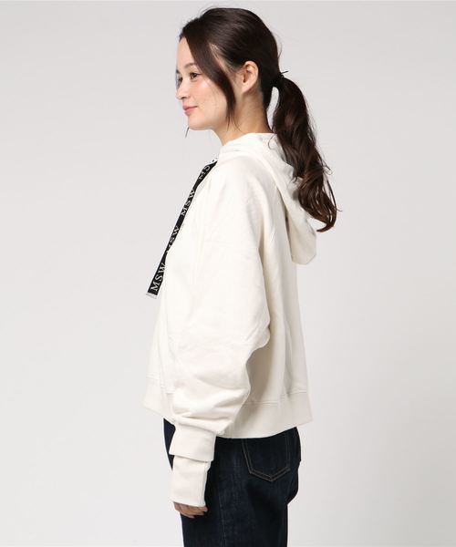 MOUSSY(マウジー)の「SW LOGO SWEAT PKJ(パーカー・レディース・ライトブラック/レッド/オフホワイト・FREE)」の4枚目の写真