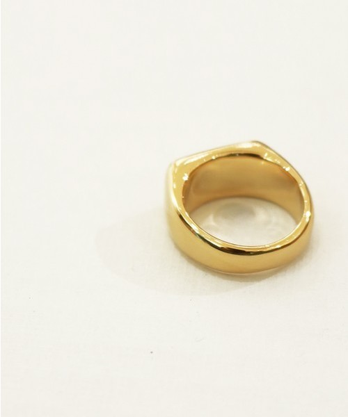 TODAYFUL（トゥデイフル）の「スクエアプレートリング（リング・レディース・シルバー/ゴールド・#13/#11）」の4枚目の写真